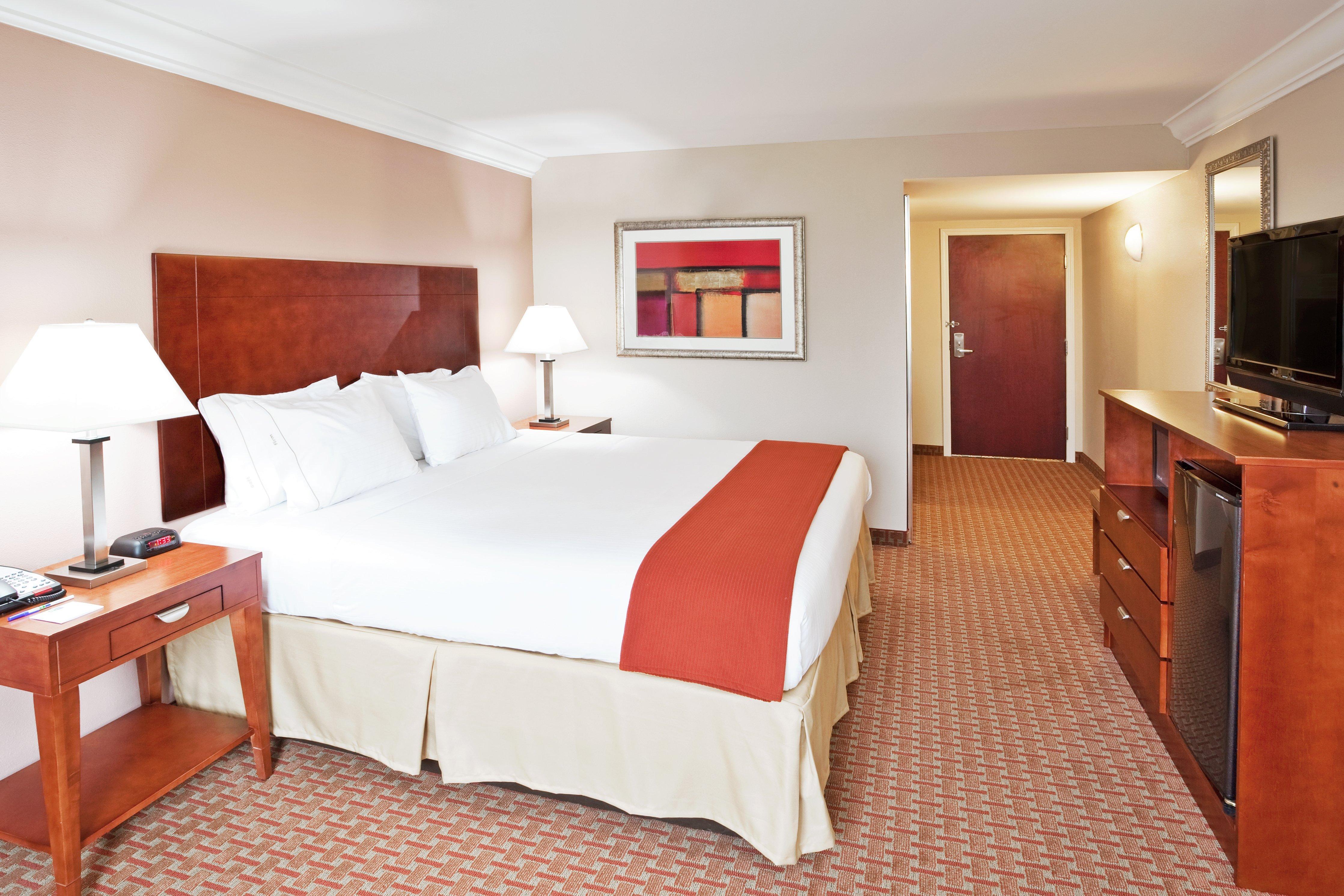 Holiday Inn Express & Suites Niagara Falls By Ihg Exterior photo